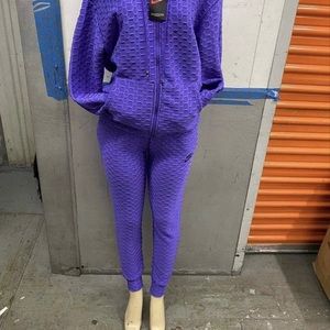 Jogger set purple size small/medium.